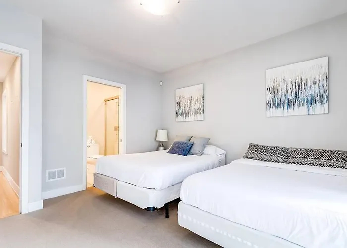 870 1&2 - 2 Separate In Same Building Apartamento