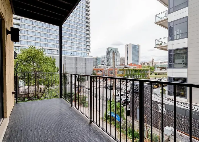 Apartamento 870 1&2 - 2 Separate In Same Building *