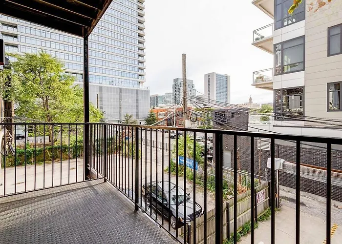 870 1&2 - 2 Separate In Same Building Apartamento