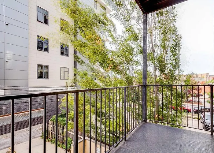 870 1&2 - 2 Separate In Same Building * Chicago
